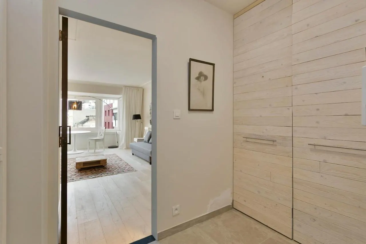 City Center Apartment - Only 50M From The Beach! Oostende
