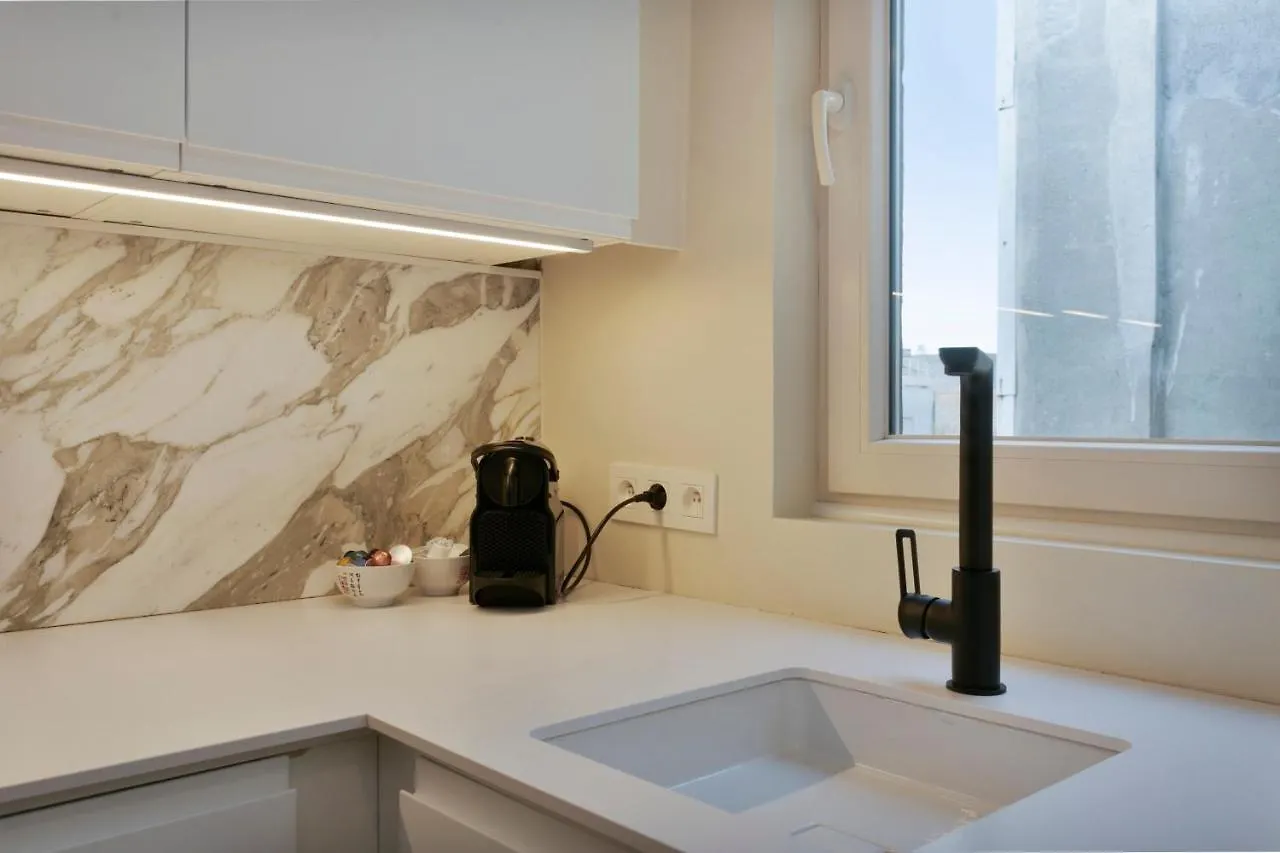 City Center Apartment - Only 50M From The Beach! Oostende