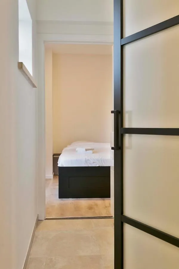 City Center Apartment - Only 50M From The Beach! Ostend